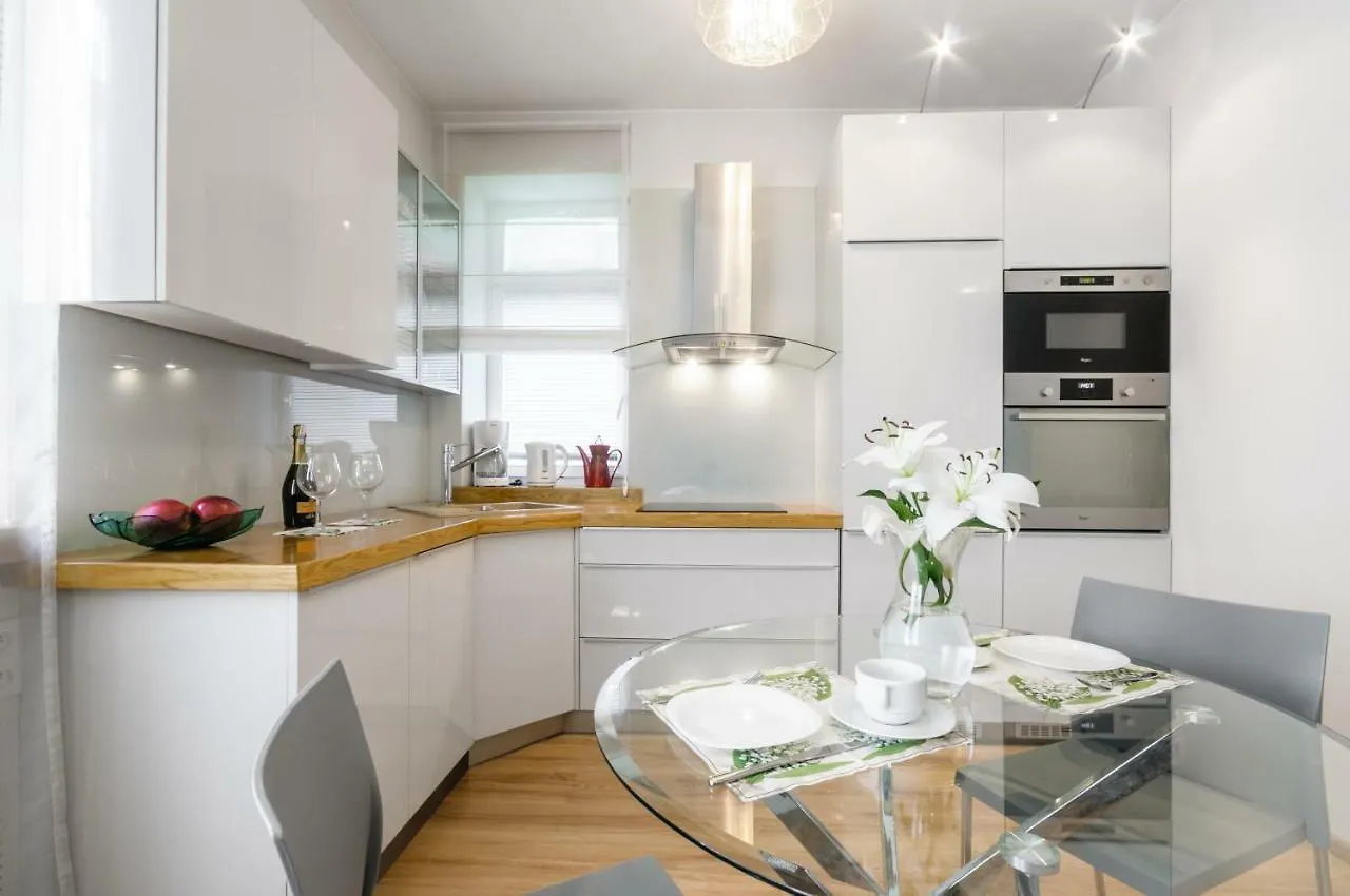 Europa22 Centrum: Old Town Warsaw Apartment in Historic Building Poland